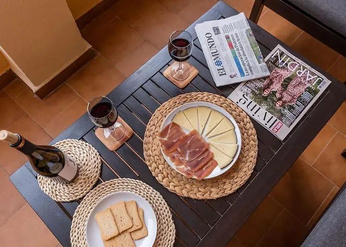 Cozy Close To The + Free Parking Fuengirola