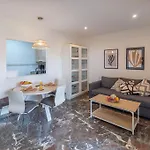 Cozy Close To The + Free Parking Apartamento Fuengirola