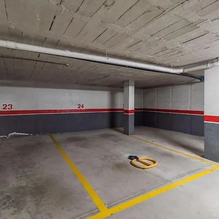 Appartement Cozy Close To The + Free Parking *