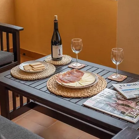 Cozy Close To The + Free Parking Fuengirola