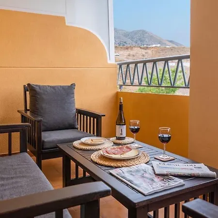 Appartement Cozy Close To The + Free Parking Fuengirola
