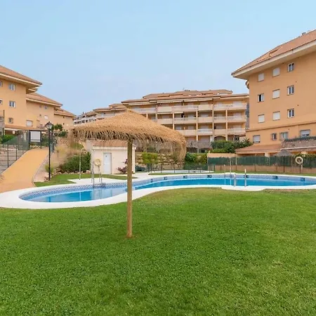 Cozy Close To The + Free Parking * Fuengirola