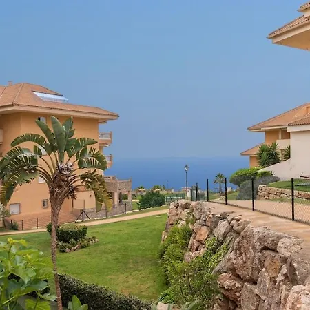 Appartement Cozy Close To The + Free Parking Fuengirola