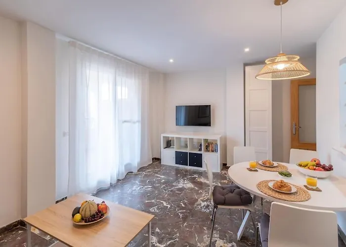 Appartamento Cozy Close To The + Free Parking Fuengirola