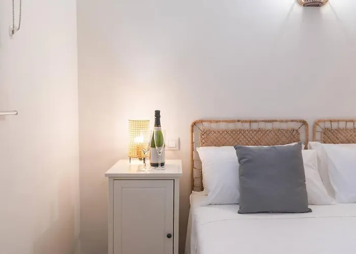 Cozy Close To The + Free Parking Апартаменты